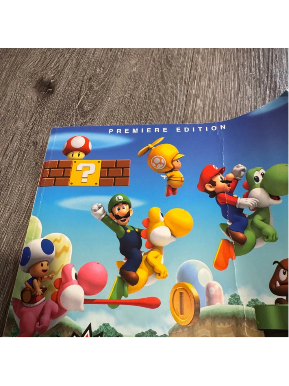 Prima Games New Super Mario Bros. Wii Strategy Guide Book